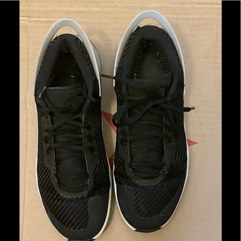 NIKE AIR JORDAN FLY LOCKDOWN BG BLACK TECH GREY